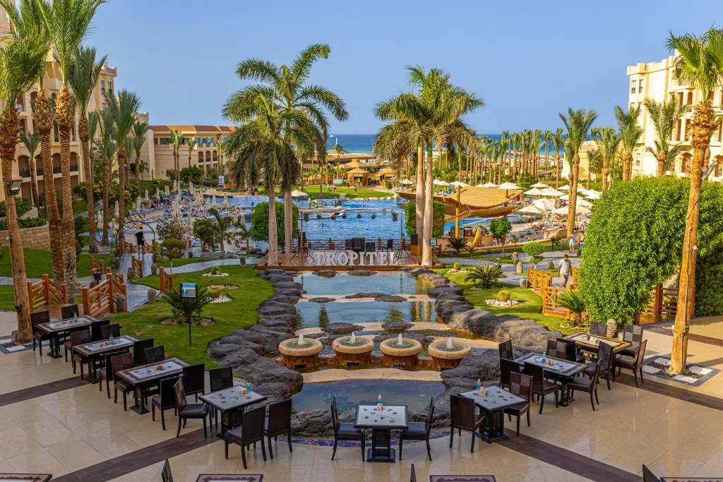 Les Merveilles de l'Egypte en Dahabiya Queen Tyi II 15J/14N avec Tropitel Sahl Hasheesh 5*