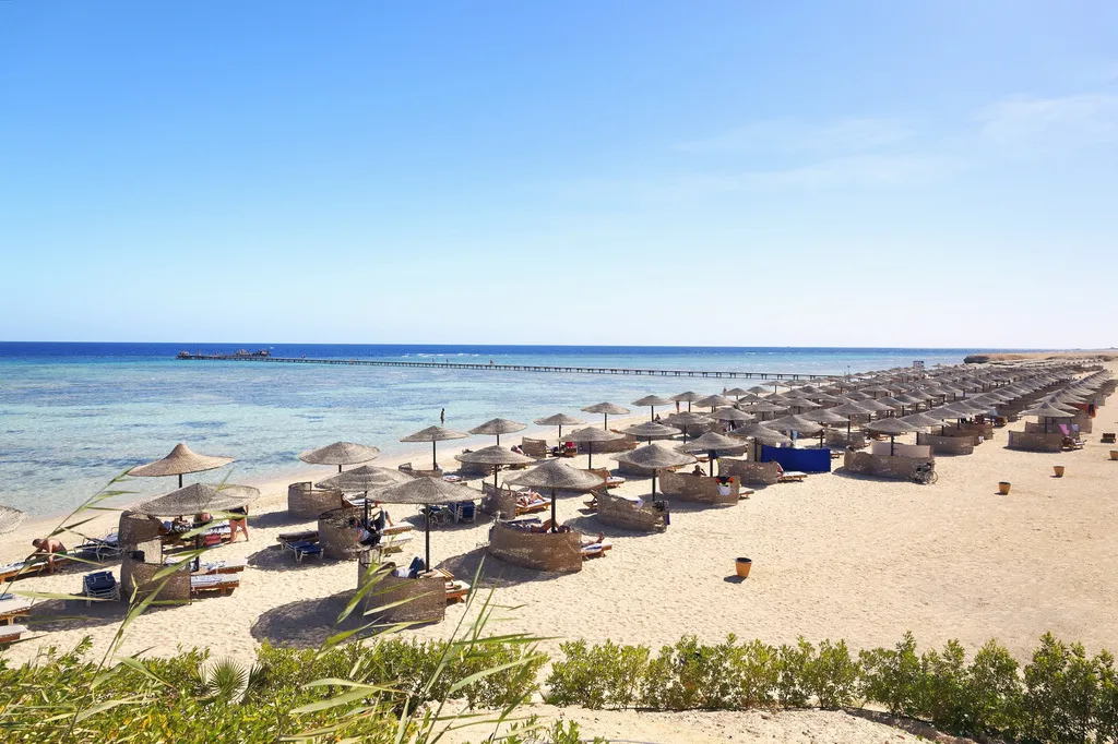 Les Merveilles de l'Egypte en Dahabyia Queen Tyi III 15J/14N avec le Fayrouz Plaza 5*