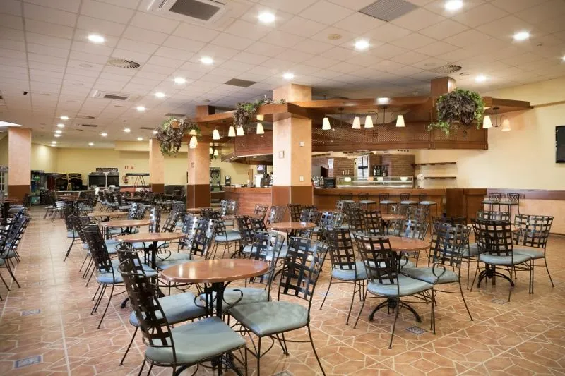 cafeteria.jpg