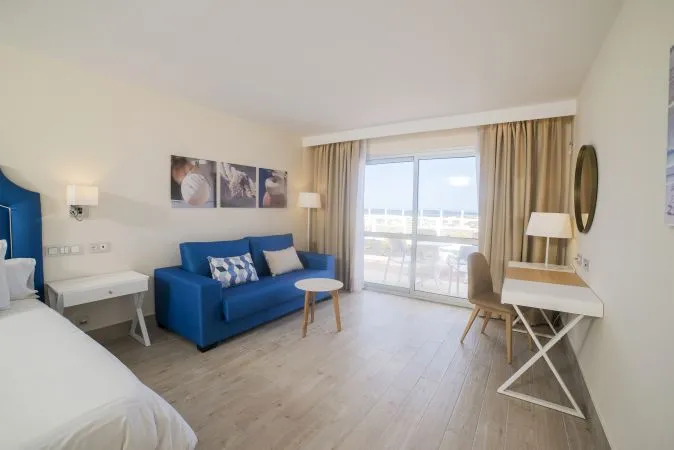 08.jpg