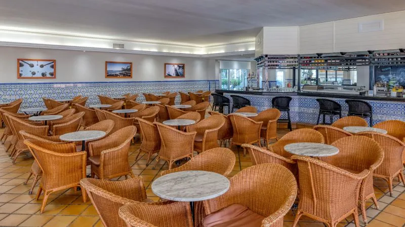 001_alta_playacapricho_Bar_Salon.jpg
