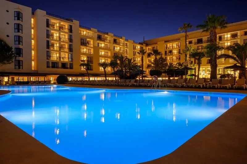 pool.jpg
