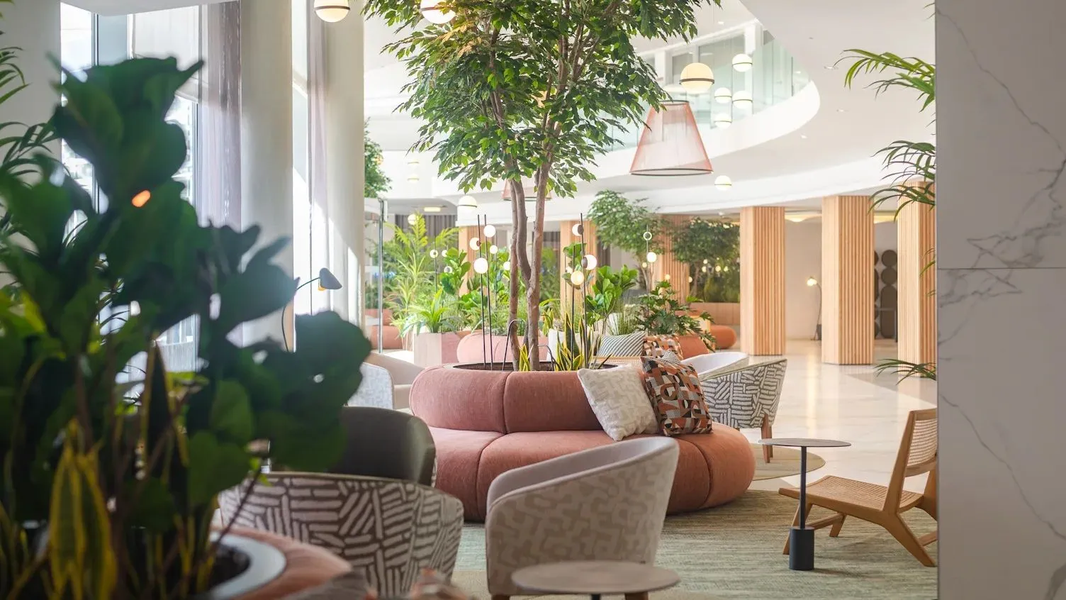 07_Lobby2.jpg