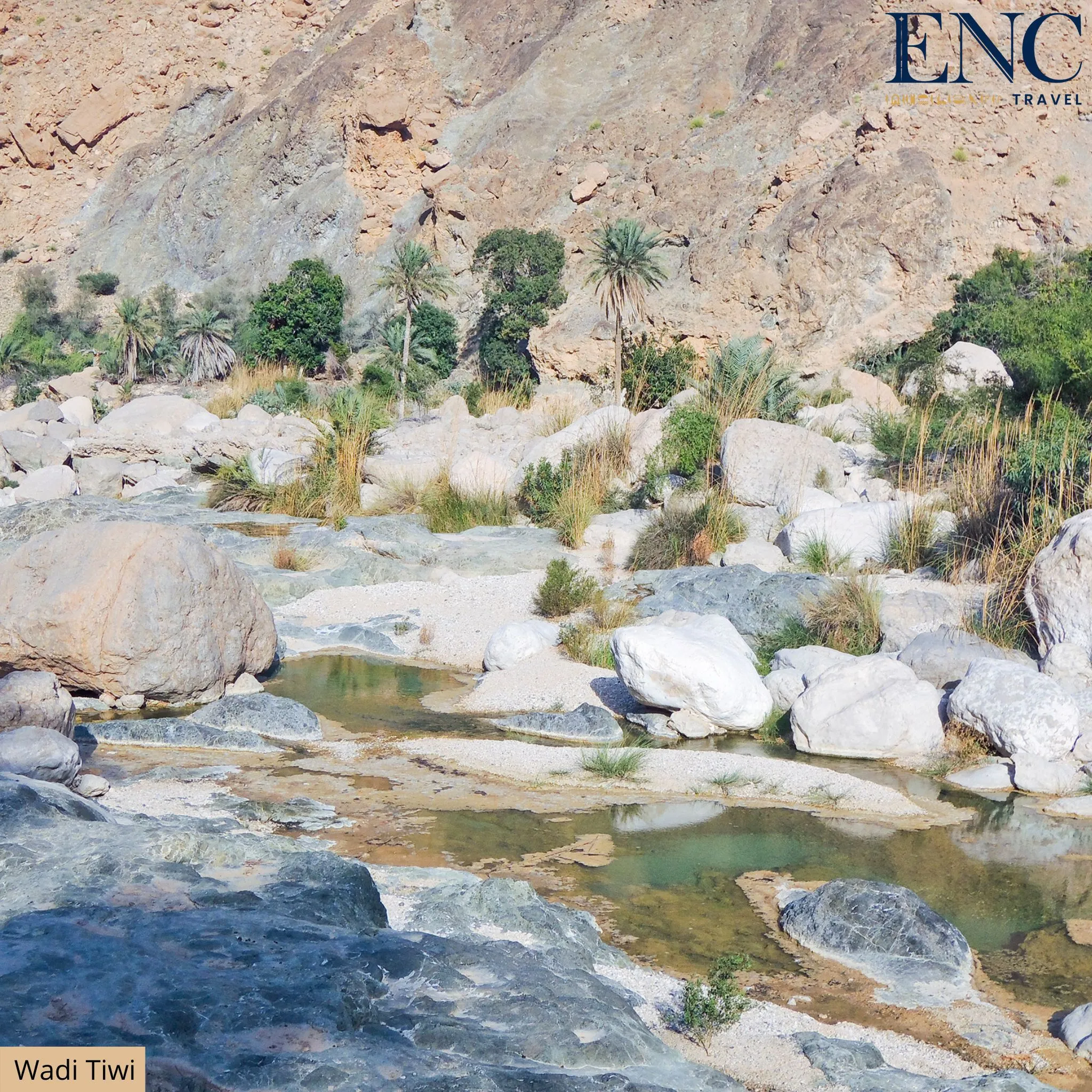 oman_wadi_tiwi.jpg
