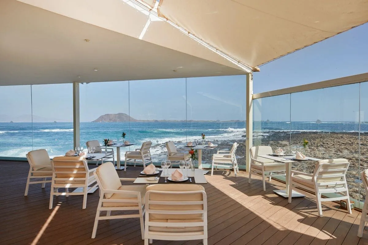 09_The-Bay-Lounge.jpg