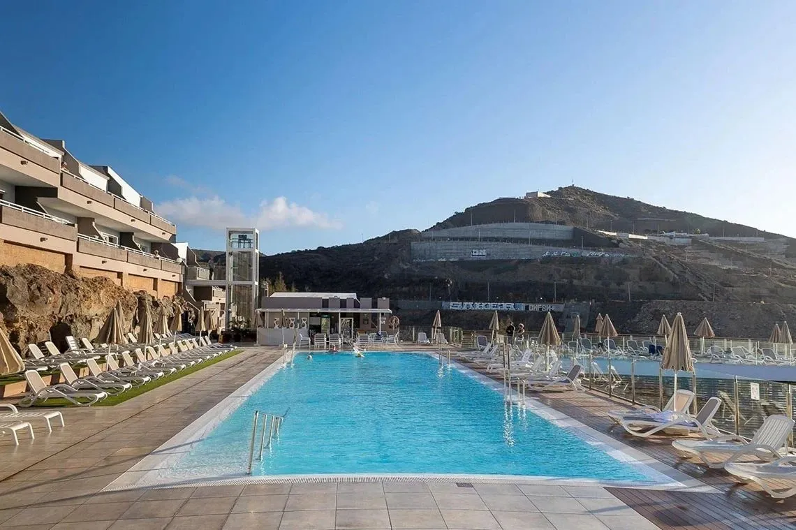02_Piscine.jpg