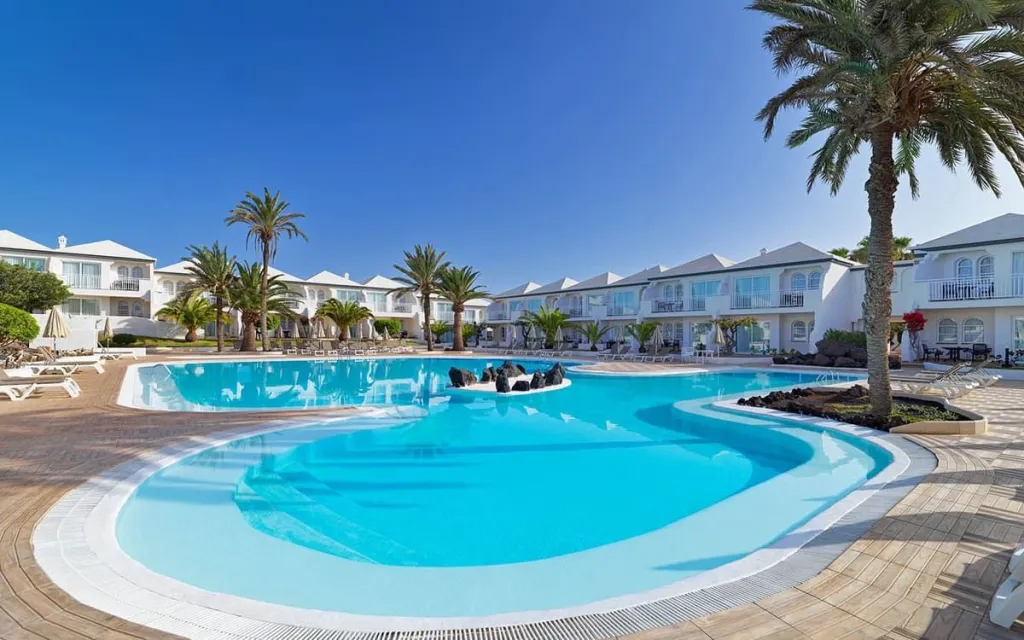 H10 Ocean Suites 4*
