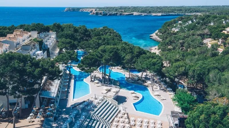 Iberostar Waves Club Cala Barca 4*