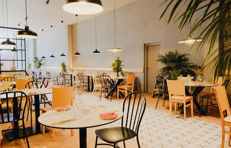 BONES_GRILL_restaurant.jpg