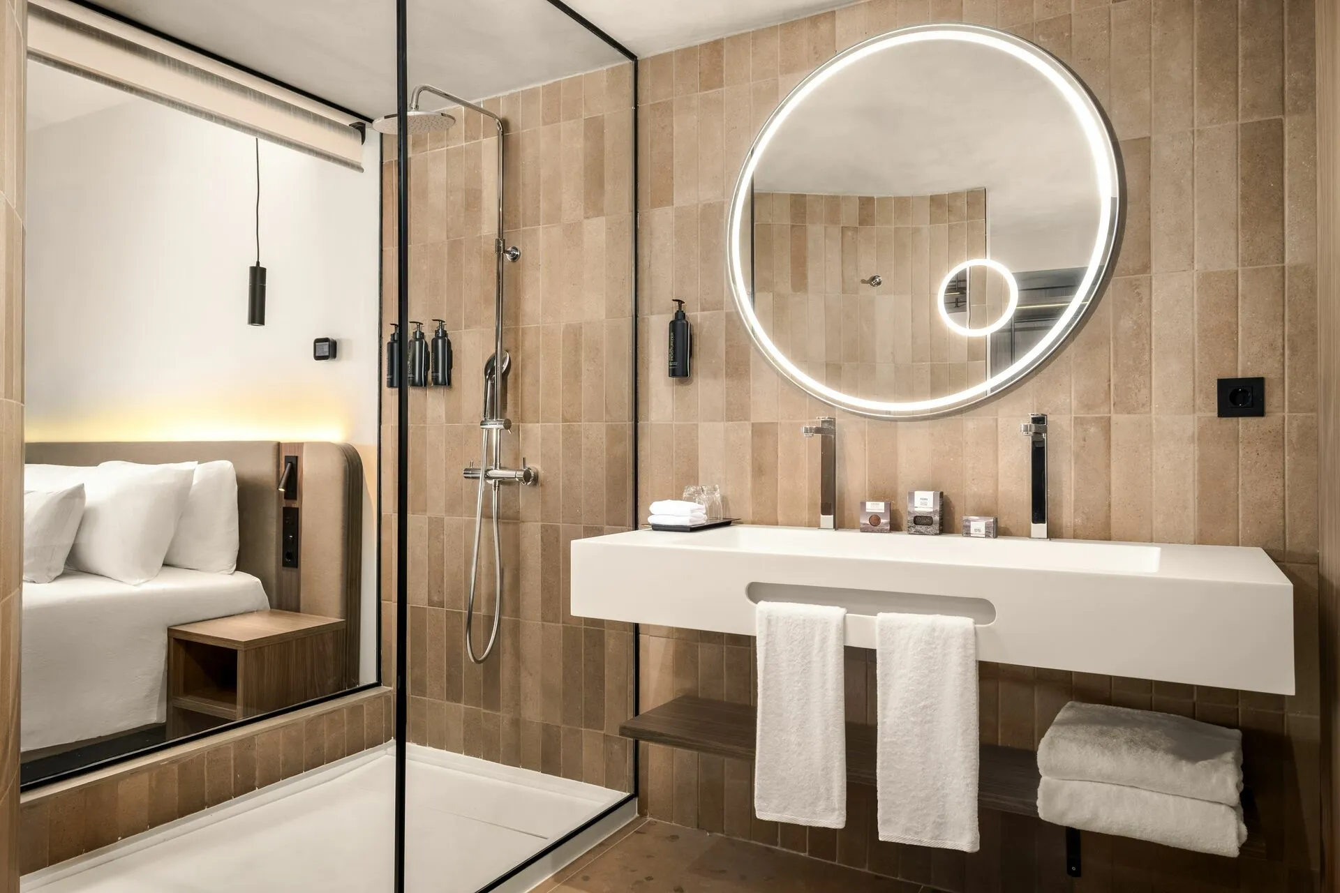 BPLTenerife_GuestBathroom.jpg