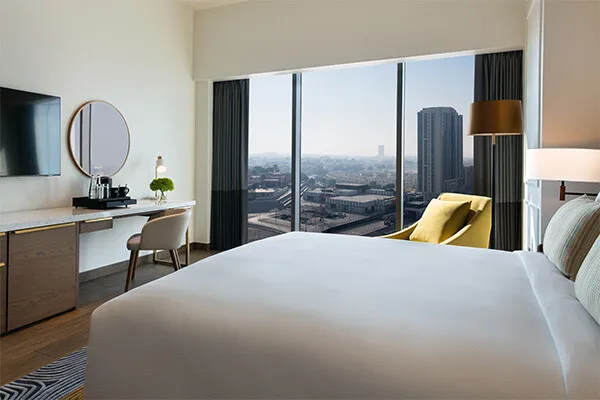 vue_907138_pgbighd.jpg