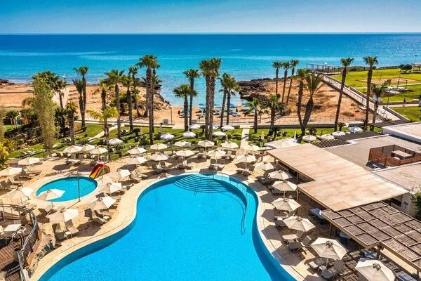 Hôtel Louis Althea Beach ****