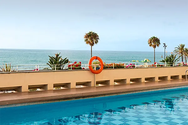 vue_853748_pgbighd.jpg