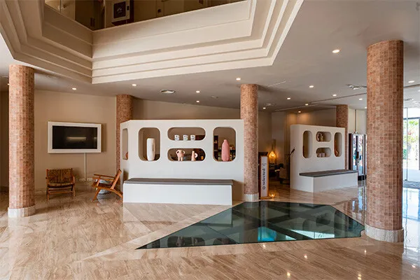 vue_906546_pgbighd.jpg