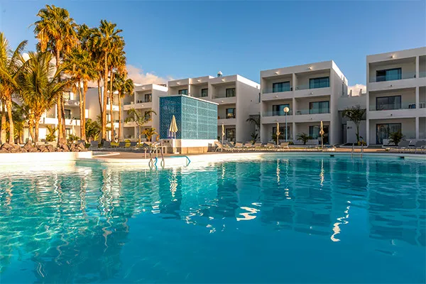 Hôtel Oasis Lanz Beach Mate ****