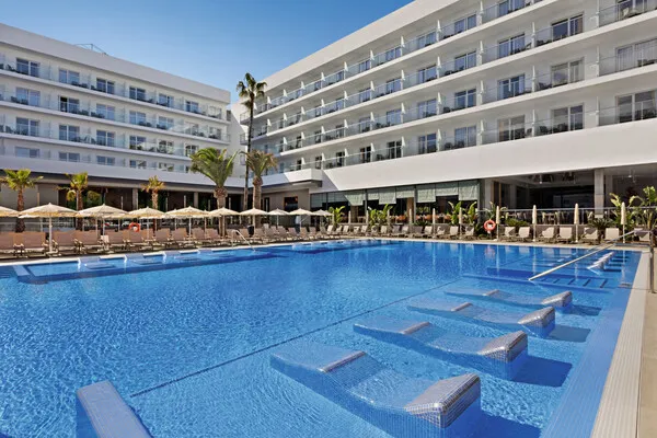 Hôtel Riu Playa Park. ****