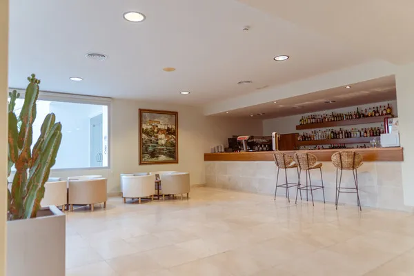 vue_755378_pgbighd.jpg