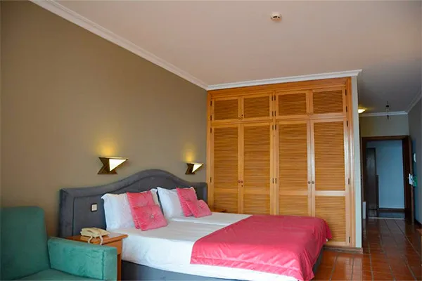 vue_862019_pgbighd.jpg
