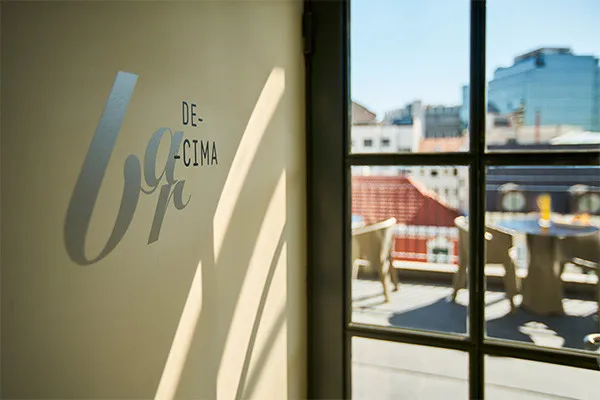 vue_868992_pgbighd.jpg