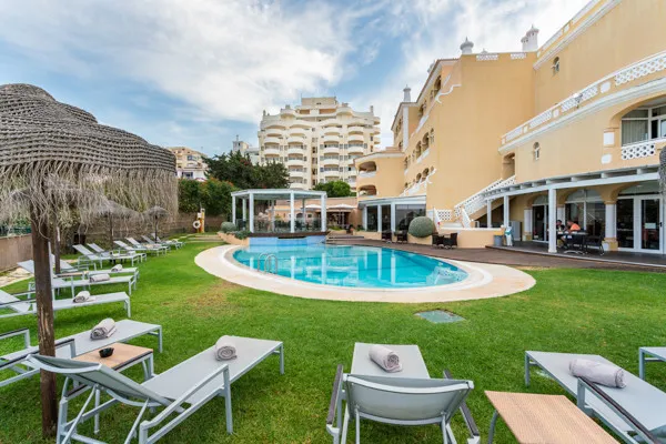 Hôtel AP Oriental Beach (+ de 18 ans) ****