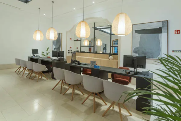 vue_783366_pgbighd.jpg
