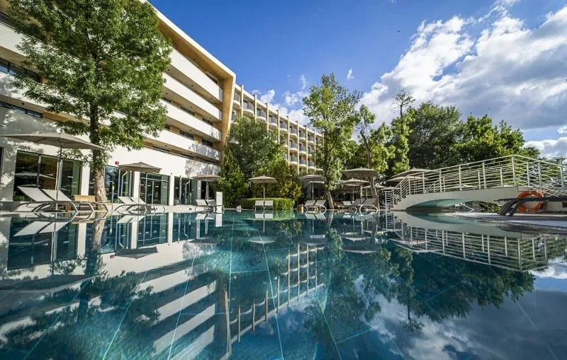 Hvd Club Hotel Bor 4*