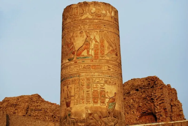 Temple_of_Kom_Ombo_AdobeStock_267162703.jpg
