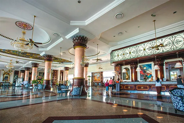 vue_846010_pgbighd.jpg