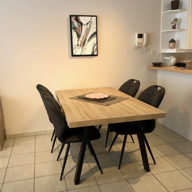 Nieuwpoort nw ingericht vakantie-appartement met garage, 2 tot 4 prs