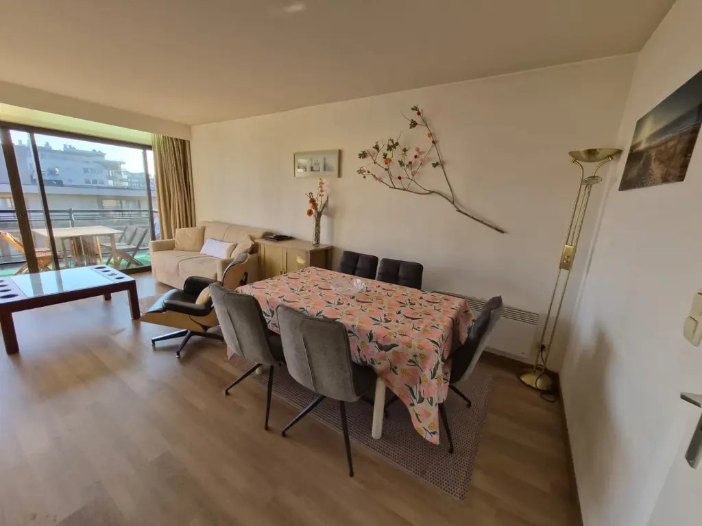 Appartement met uitzicht op zee