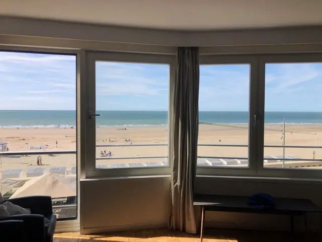 ruim appartement met prachtig rechtstreeks zeezicht 