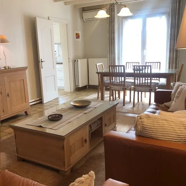 Oostduinkerke Villa Duinenhuis aan Ter Yde Duinen, 200m van zeedijk, een mooi plekje aan onze kust grens Groenendijk- Nieuwpoort