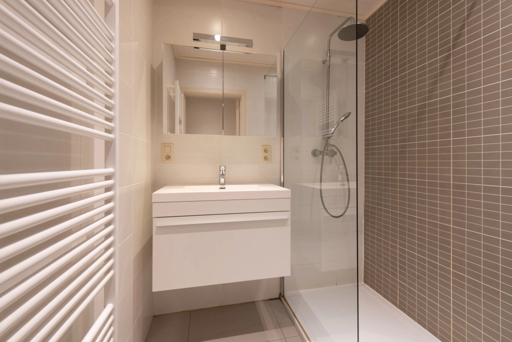 Appartement aan SHANGRI-LA / 5B