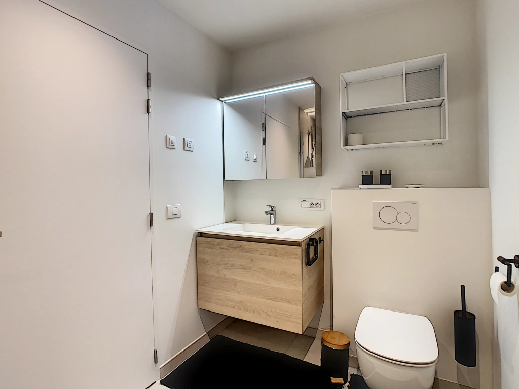 Appartement aan Lecomte / 03.03