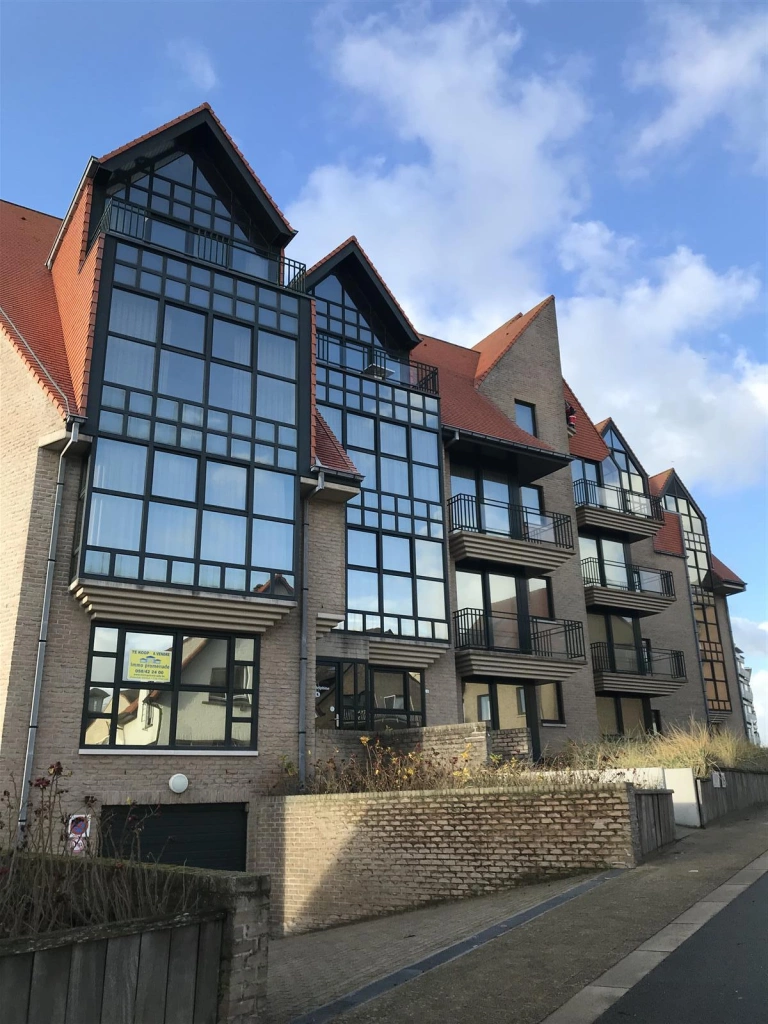 Appartement aan Lecomte / 06.03