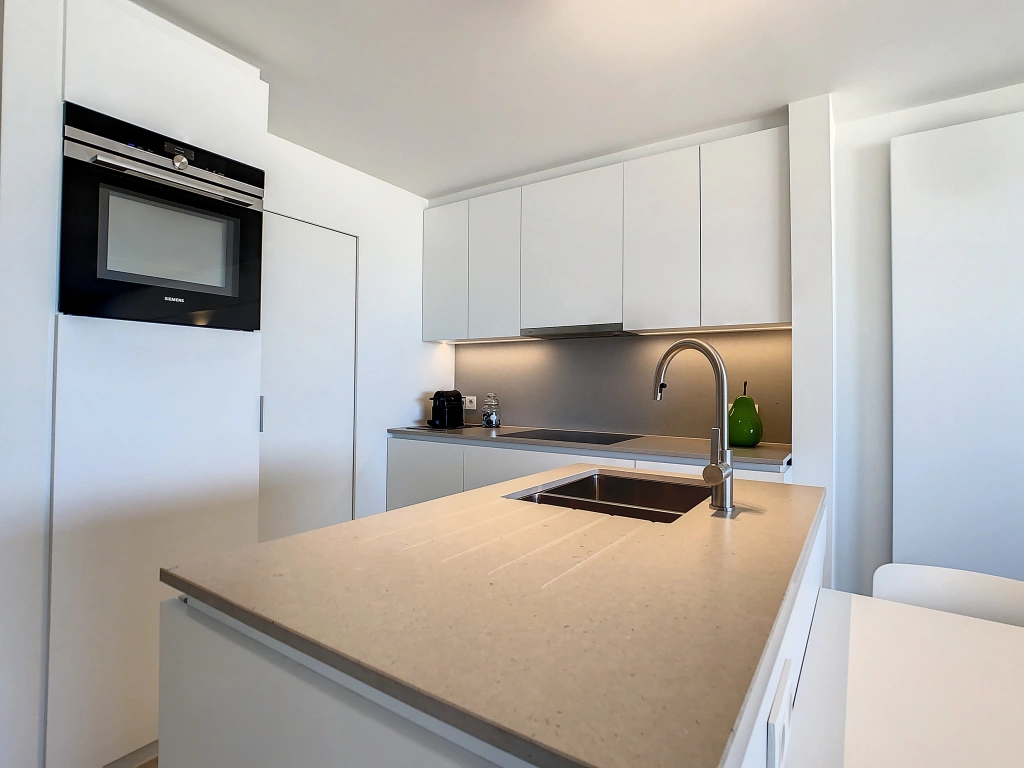 Appartement aan Canberra / 0503 + standplaats