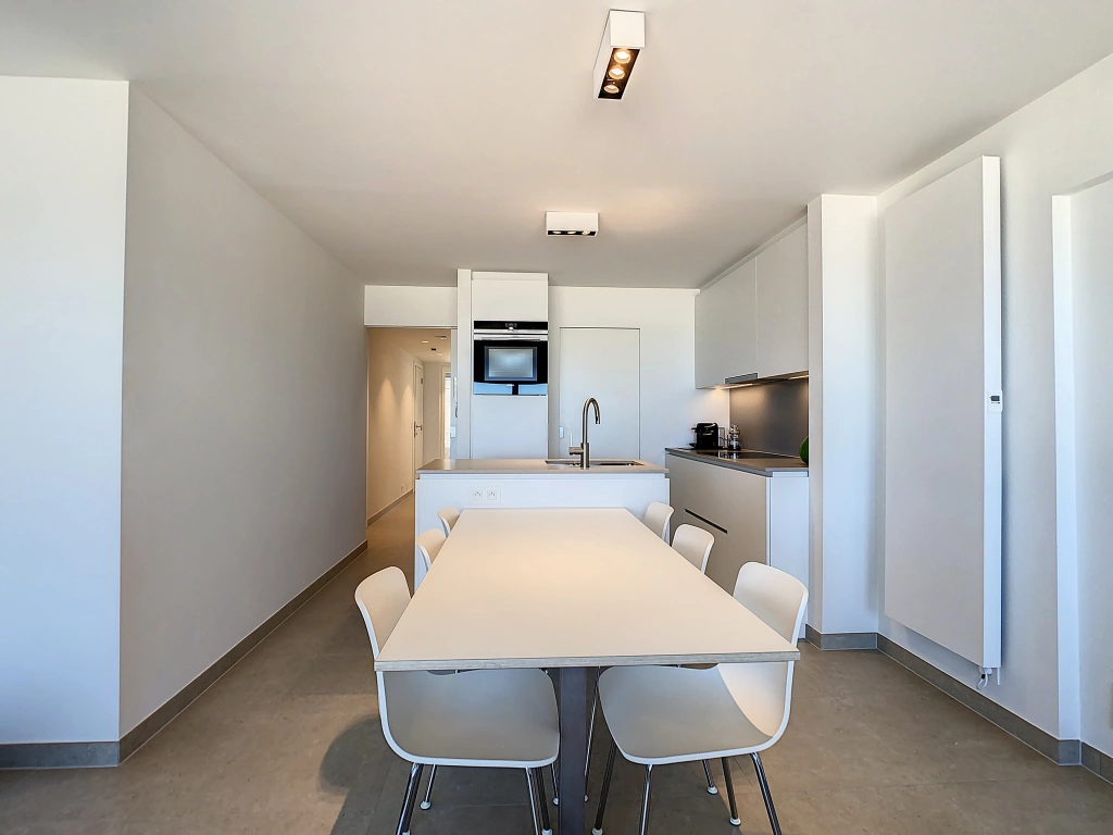 Appartement aan Canberra / 0503 + standplaats