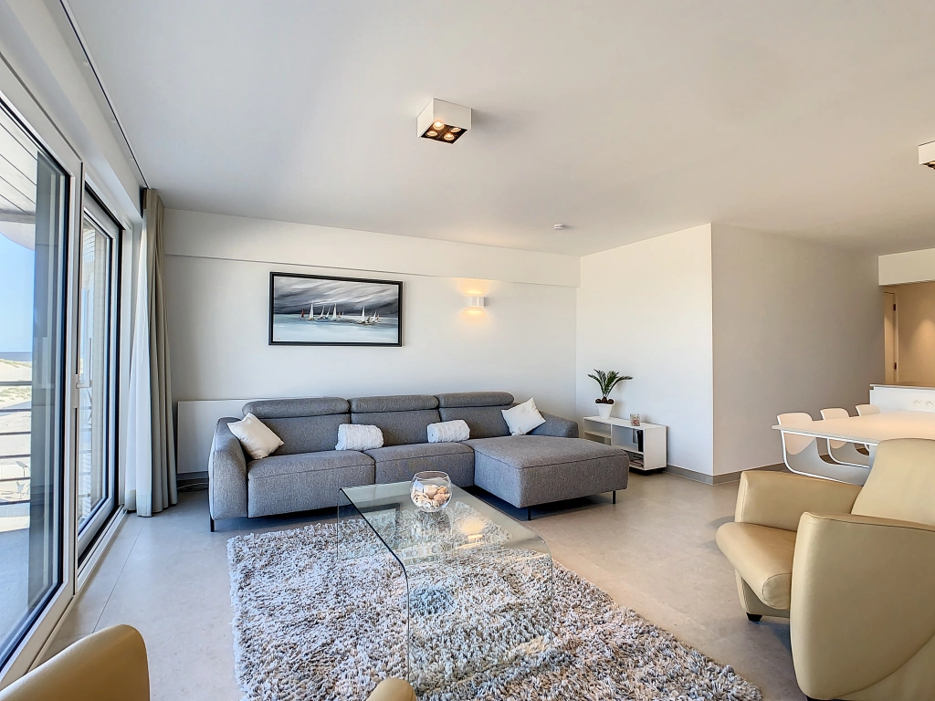 Appartement aan Canberra / 0503 + standplaats