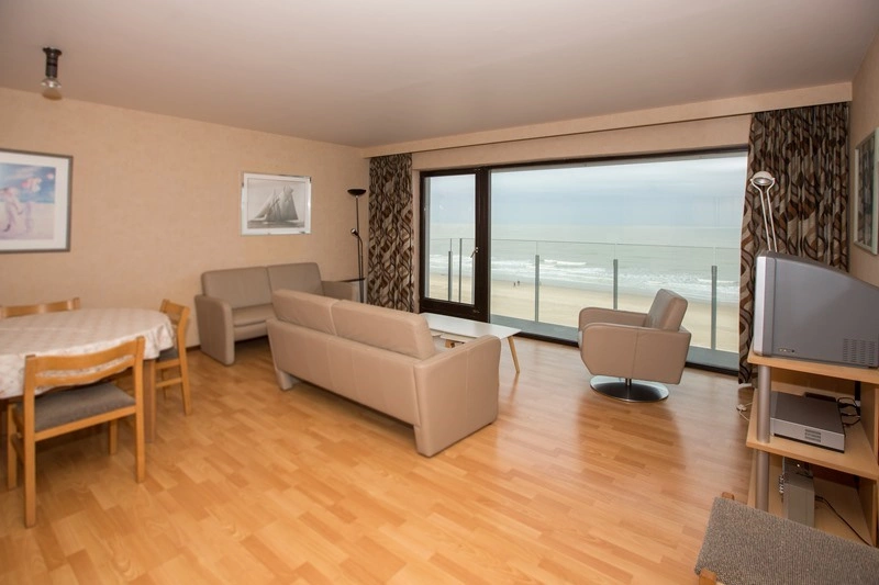 Appartement aan Canberra / 0503 + standplaats