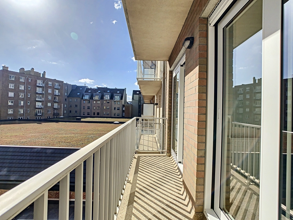 Appartement aan Canberra / 0503 + standplaats