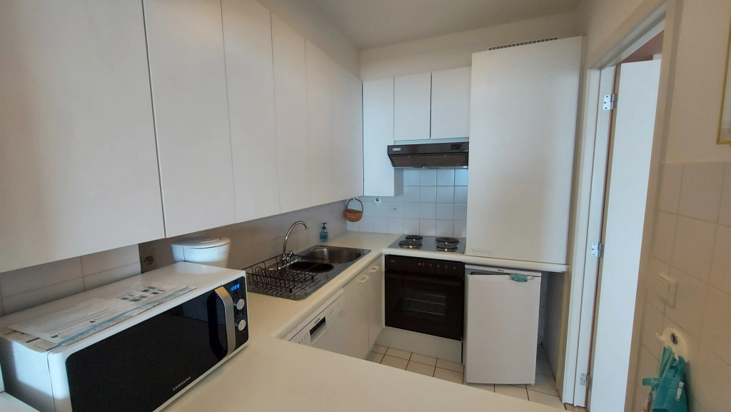 Appartement aan ORLY / 603