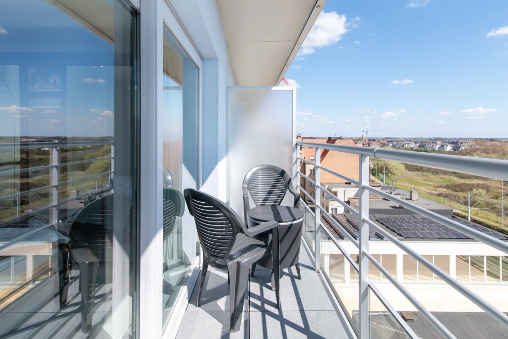 Appartement aan Romanza / 606+GARAGE 606