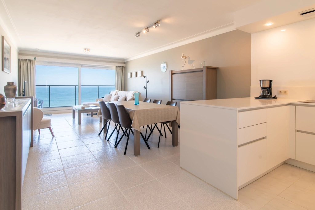 Appartement aan Romanza / 606+GARAGE 606