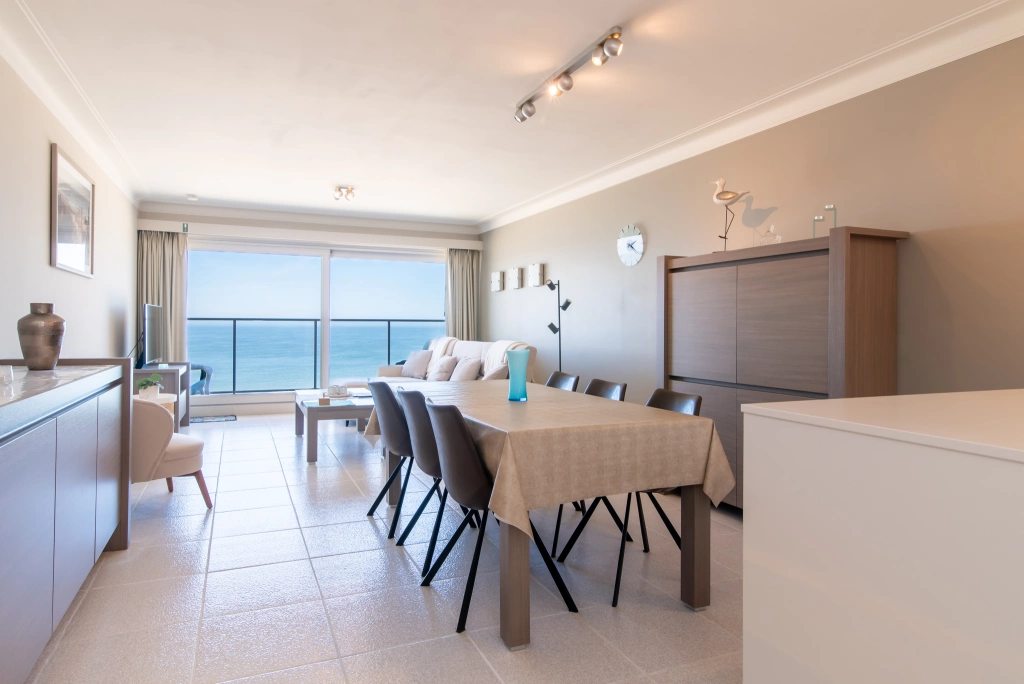 Appartement aan Romanza / 606+GARAGE 606