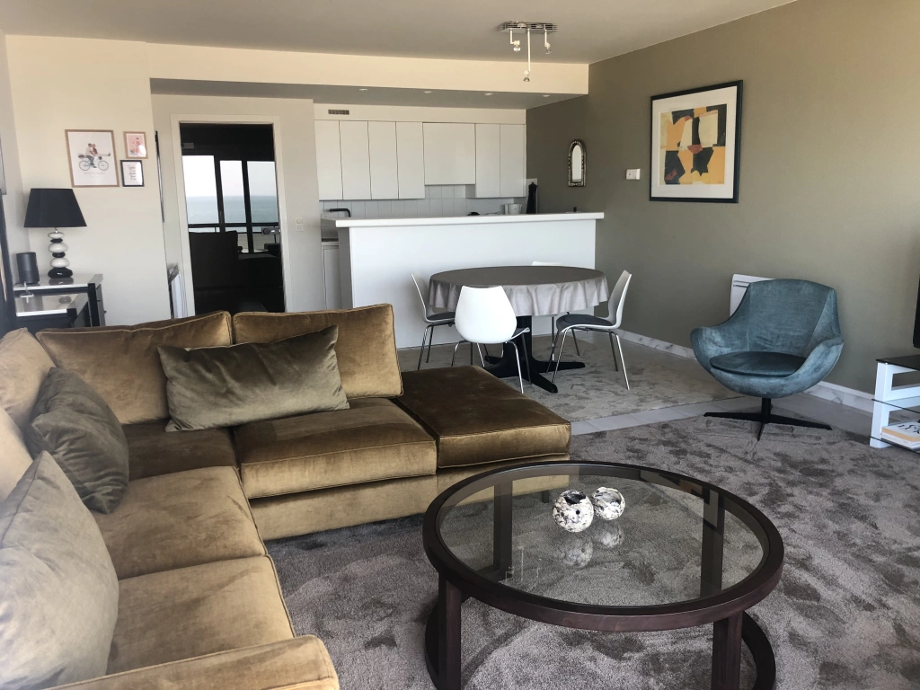 Appartement aan Grand Hotel / 0504  R-311