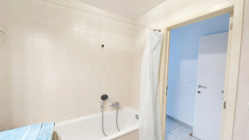 Appartement aan HADISE / 0102