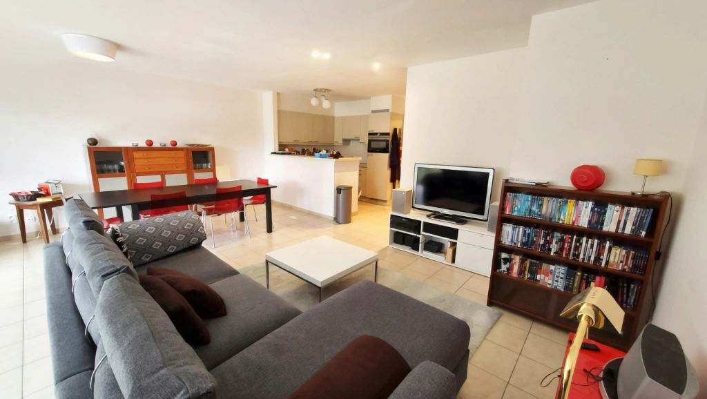 Appartement aan HADISE / 0102