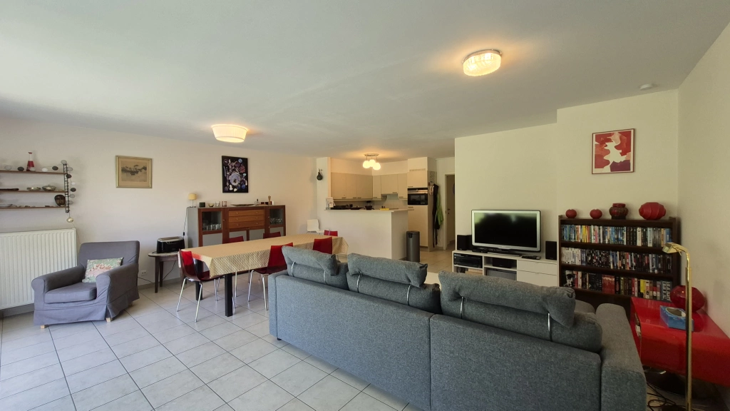 Appartement aan HADISE / 0102