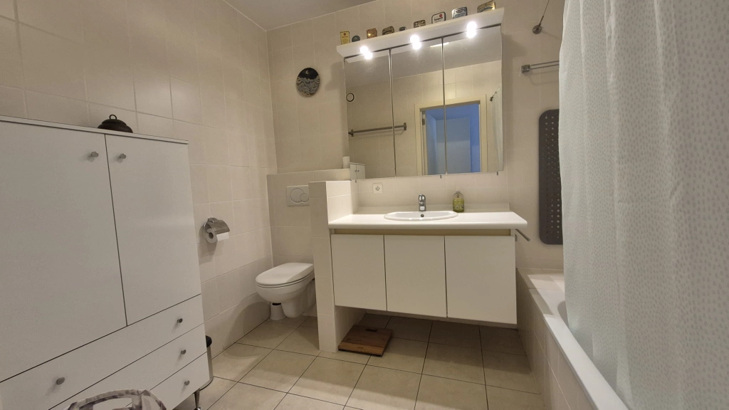 Appartement aan HADISE / 0102