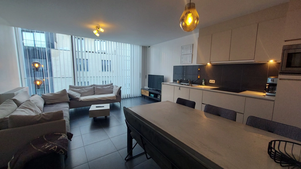 Appartement aan Los Angeles / 03.06